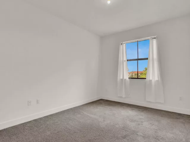 Продажа дома по адресу 4008 Sequoia Place - фото 9363135