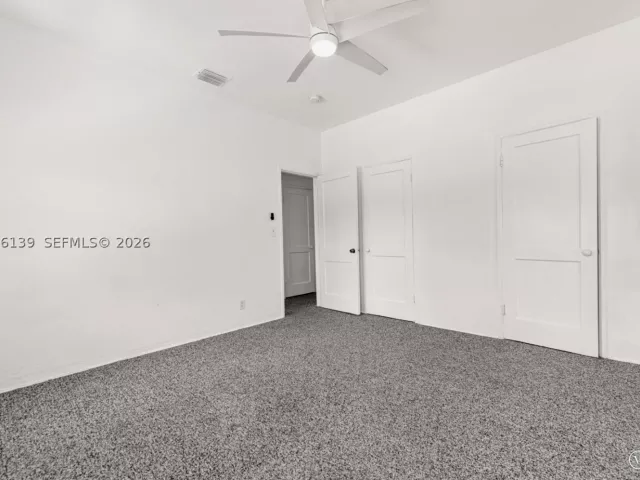 Продажа дома по адресу 1460 West Ave - фото 9315903