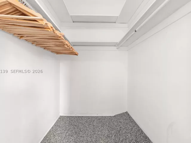 Продажа дома по адресу 1460 West Ave - фото 9315906