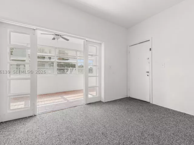 Продажа дома по адресу 1460 West Ave - фото 9315922
