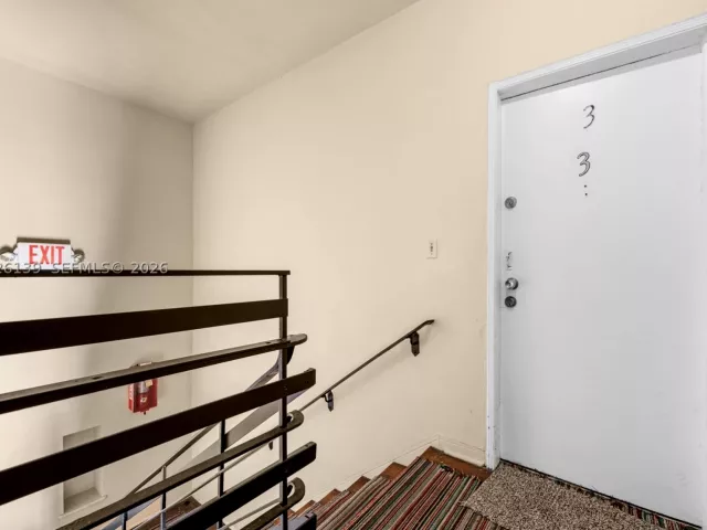 Продажа дома по адресу 1460 West Ave - фото 9315869