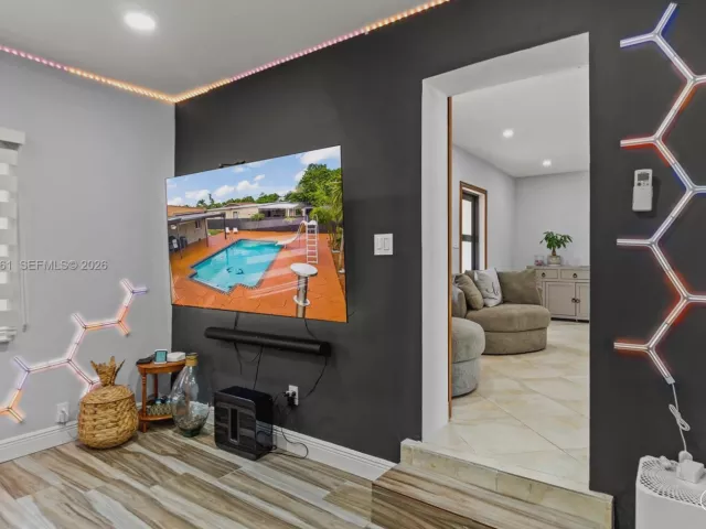 Продажа дома по адресу 6250 SW 20 ter - фото 7702210