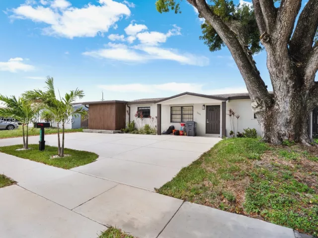 Продажа дома по адресу 7051 Tyler St - фото 9385330
