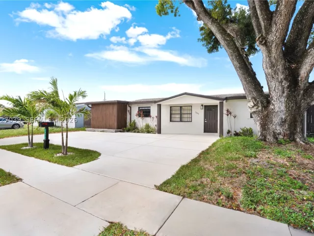Продажа дома по адресу 7051 Tyler St - фото 9385331