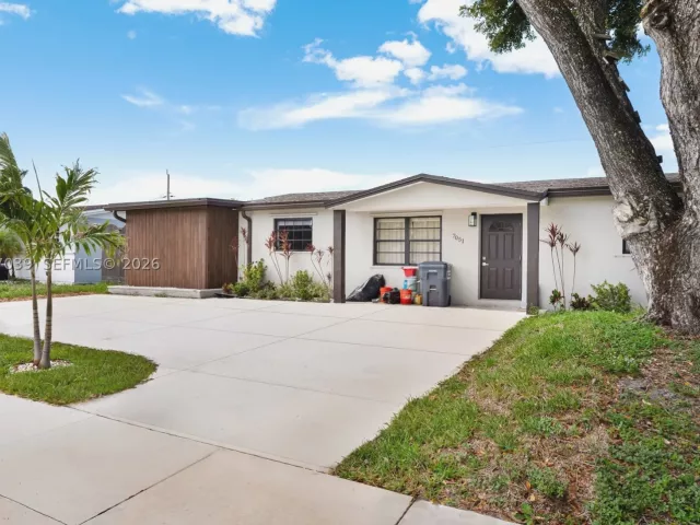 Продажа дома по адресу 7051 Tyler St - фото 9385332