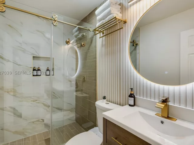 Продажа дома по адресу 7051 Tyler St - фото 9385335
