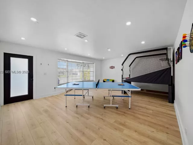 Продажа дома по адресу 2761 SW 92nd Pl - фото 7700911
