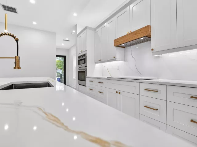 Продажа дома по адресу 509 SW 11th Street - фото 8920348