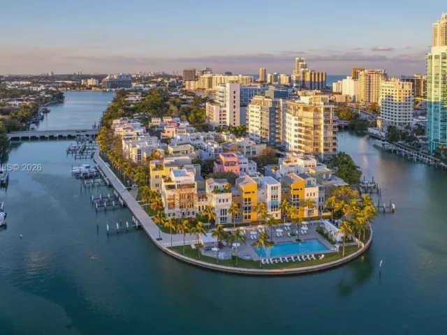 Продажа дома по адресу 230 Water Way - фото 7704353