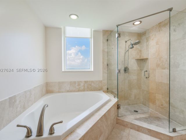 Продажа квартиры #1903W - фото 8242439