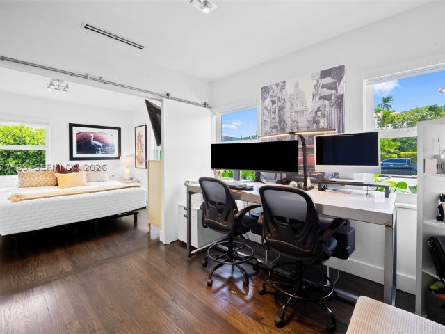 Продажа дома по адресу 39 Montilla Ave - фото 8189730