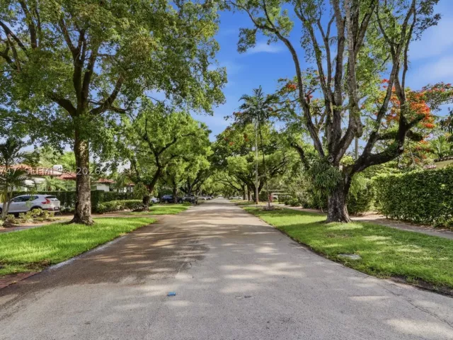 Продажа дома по адресу 1215 Madrid St - фото 9258727