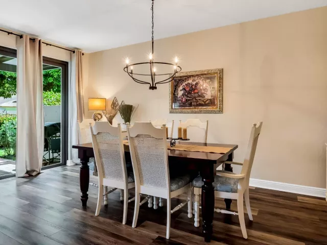 Продажа дома по адресу 9731 Darlington Place - фото 9358600