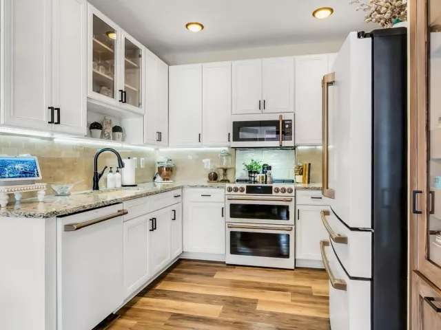 Продажа дома по адресу 9731 Darlington Place - фото 9358589
