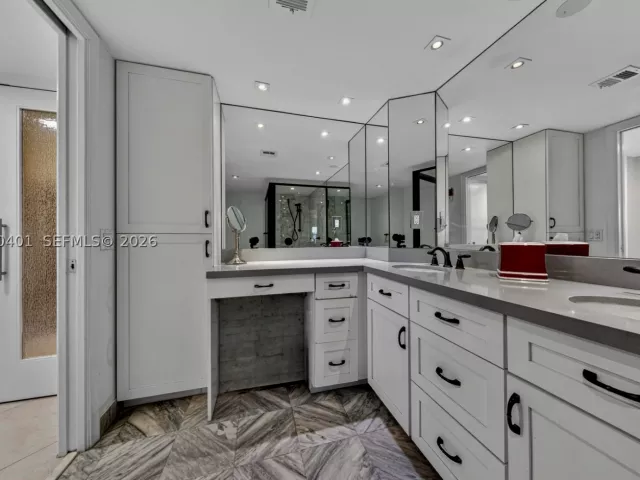 Продажа квартиры #4D - фото 9143847