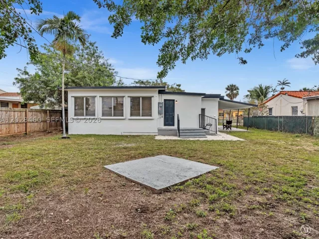 Продажа дома по адресу 1365 NE 130th St - фото 9013931