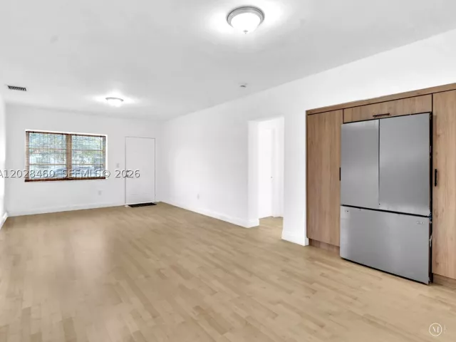 Продажа дома по адресу 1365 NE 130th St - фото 9013933
