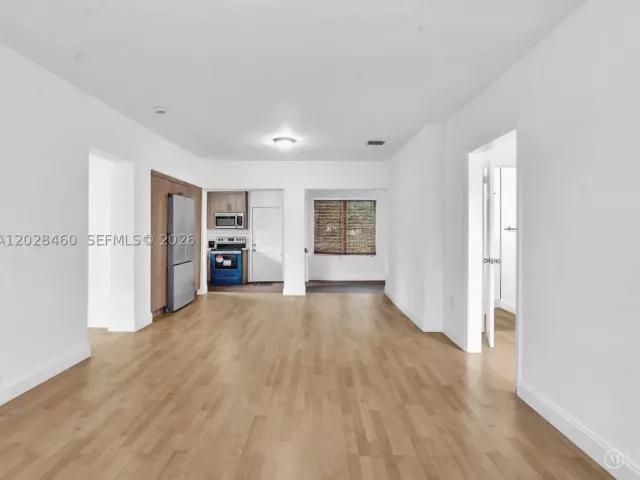 Продажа дома по адресу 1365 NE 130th St - фото 9013992