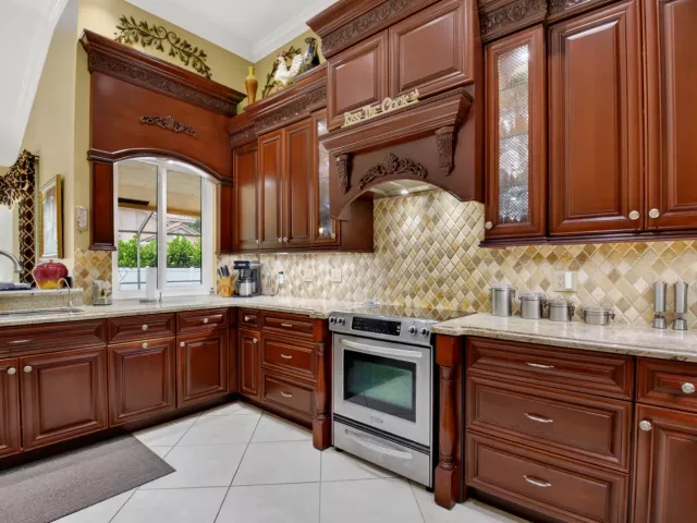 Продажа дома по адресу 2931 NW 25th Way - фото 9034787
