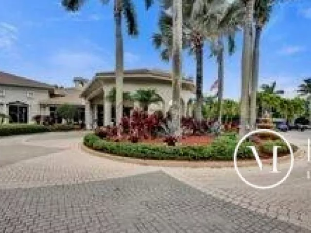 Продажа дома по адресу 15334 Fiorenza Circle - фото 8908454