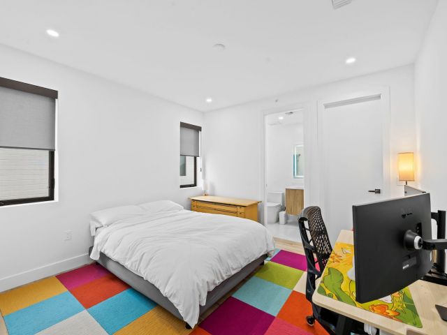 Продажа дома по адресу 818 NE 2nd Street - фото 8066544