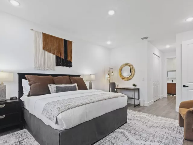 Продажа дома по адресу 601 SW 3rd Street - фото 9019563