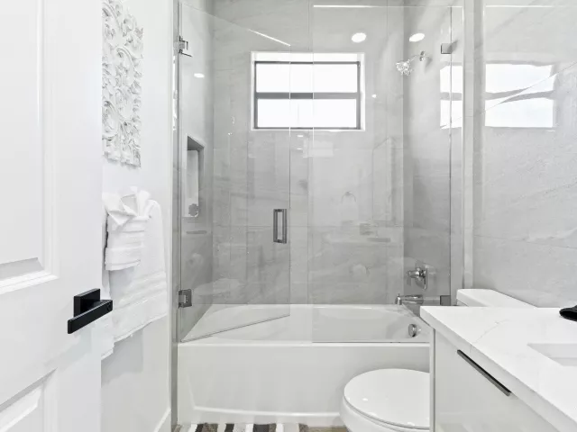 Продажа дома по адресу 601 SW 3rd Street - фото 9019568