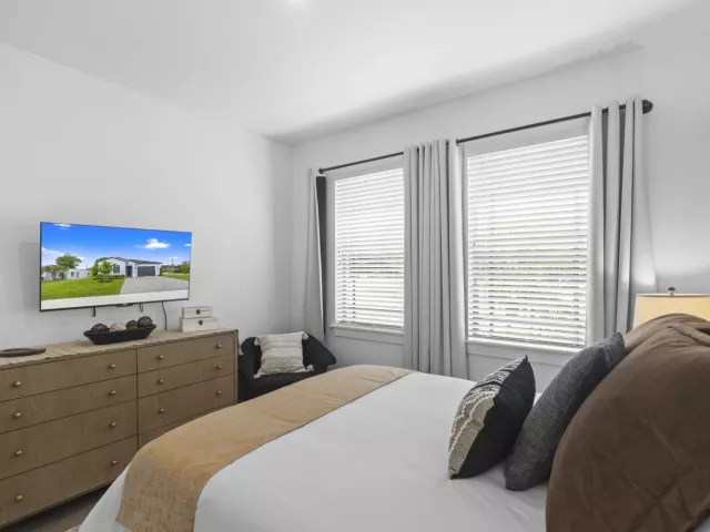 Продажа дома по адресу 601 SW 3rd Street - фото 9019574