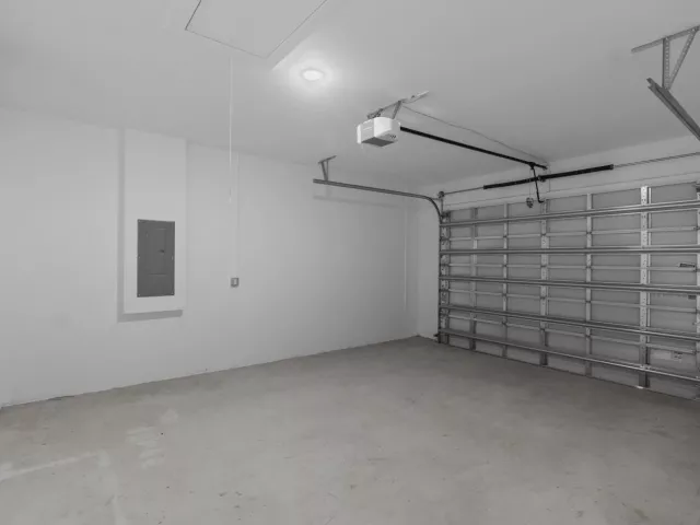 Продажа дома по адресу 601 SW 3rd Street - фото 9019594