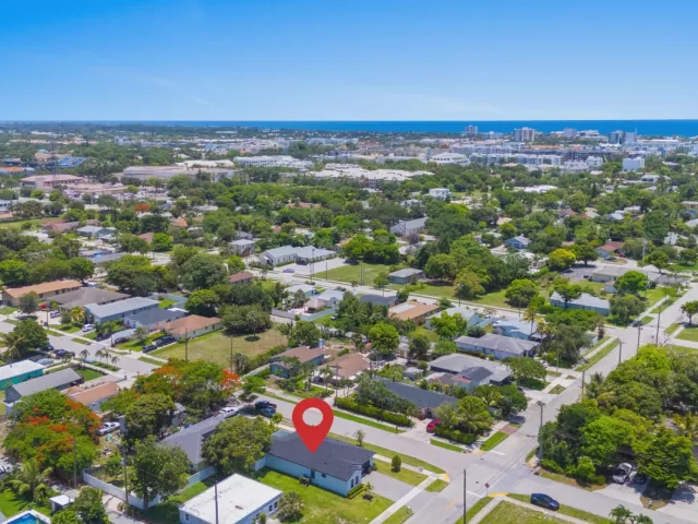 Продажа дома по адресу 601 SW 3rd Street - фото 9019618