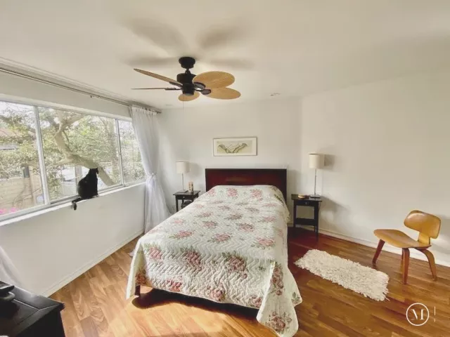 Продажа дома по адресу 101 SE 15th Avenue E - фото 8902310