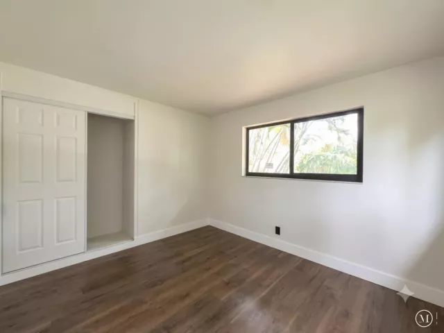 Продажа дома по адресу 2513 NW 8th Avenue - фото 8920333