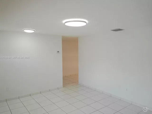 Продажа дома по адресу 10812 SW 33rd St - фото 7715228