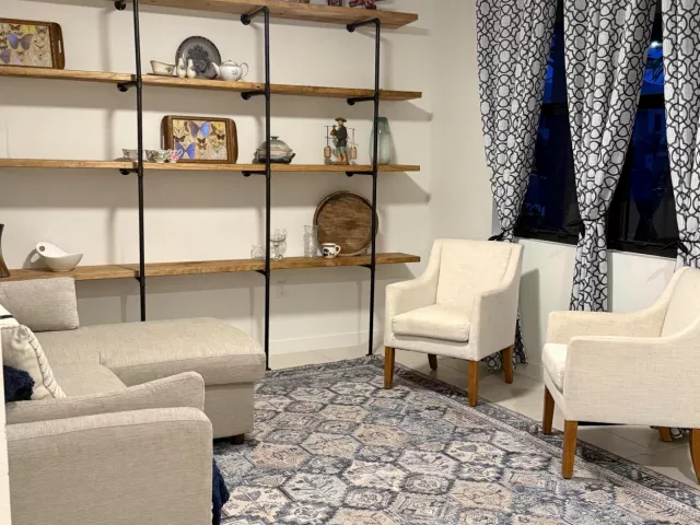 Продажа дома по адресу 1325 NE 2nd Court - фото 8879068