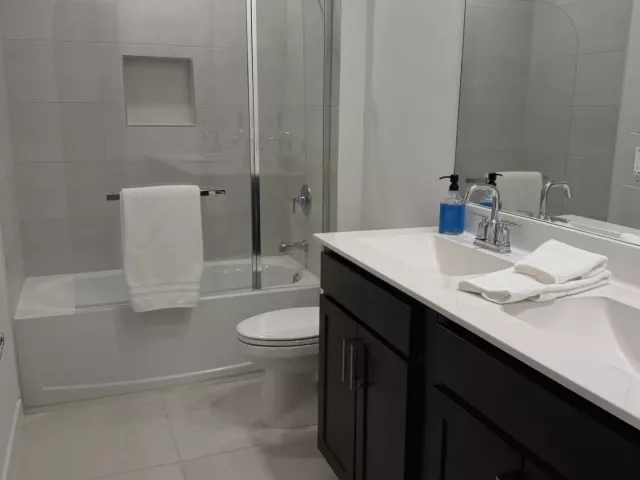 Продажа дома по адресу 1325 NE 2nd Court - фото 8879065