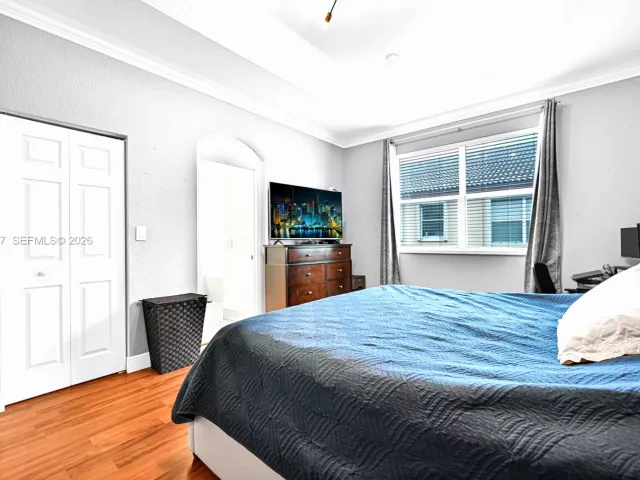 Продажа дома по адресу 12857 SW 134th St - фото 7717945