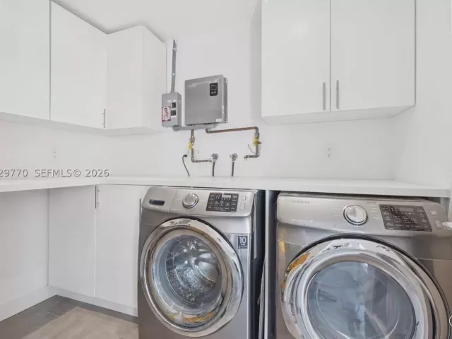 Продажа дома по адресу 2558 NE 206th Ter - фото 8886894