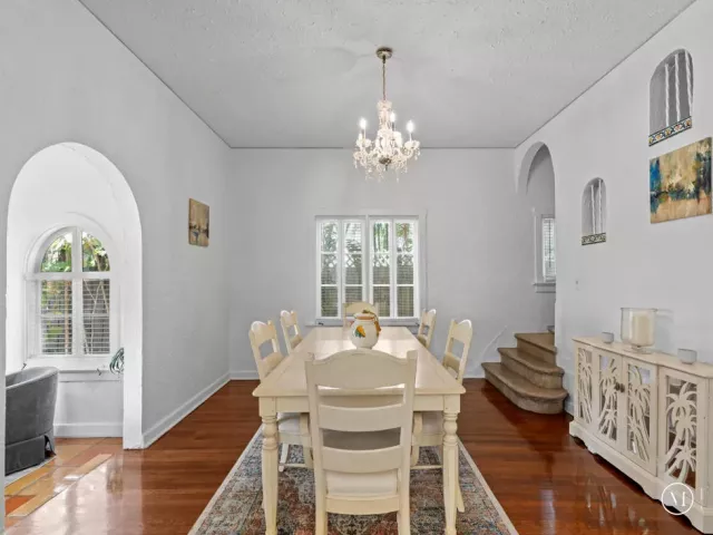Продажа дома по адресу 333 Marlborough Road - фото 8879271
