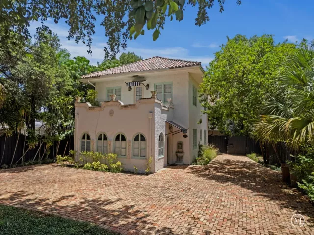 Продажа дома по адресу 333 Marlborough Road - фото 8879265