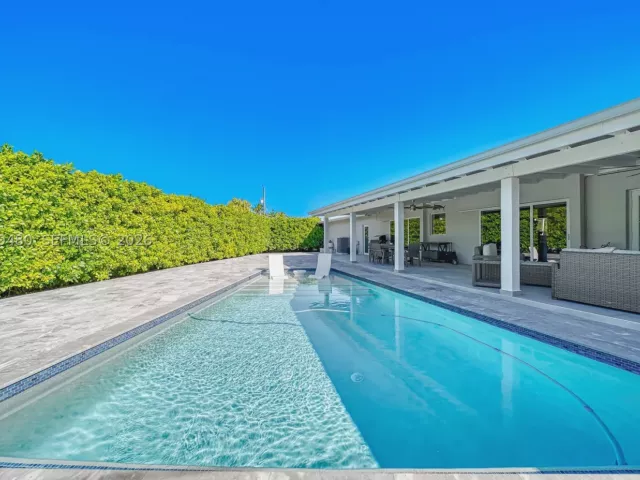 Продажа дома по адресу 10600 SW 80th Ct - фото 9307941