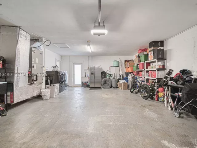 Продажа дома по адресу 10600 SW 80th Ct - фото 9307949