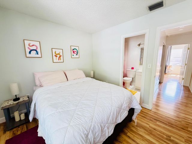 Продажа дома по адресу 3975 Fern Forest Road - фото 8133721