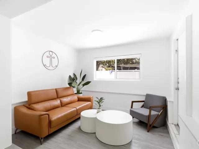 Продажа дома по адресу 6444 Oak Street - фото 9233204