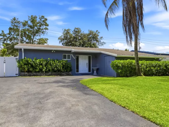 Продажа дома по адресу 6444 Oak Street - фото 9233224