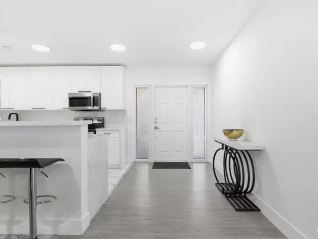 Продажа дома по адресу 6444 Oak Street - фото 9233165