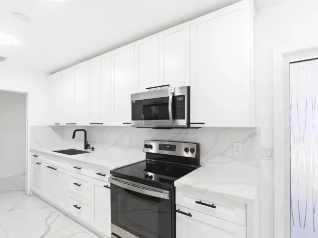 Продажа дома по адресу 6444 Oak Street - фото 9233172