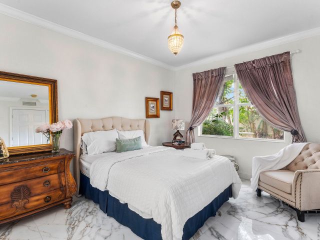 Продажа дома по адресу 599 Cresta Circle - фото 8440555