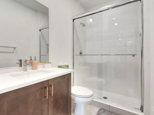 Продажа дома по адресу 8080 Laurel Falls Drive - фото 9250260