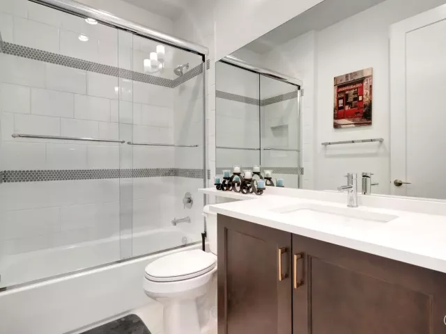 Продажа дома по адресу 8080 Laurel Falls Drive - фото 9250265