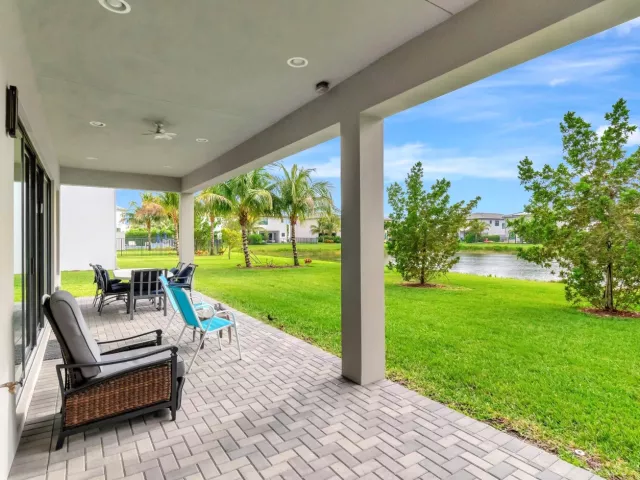 Продажа дома по адресу 8080 Laurel Falls Drive - фото 9250266